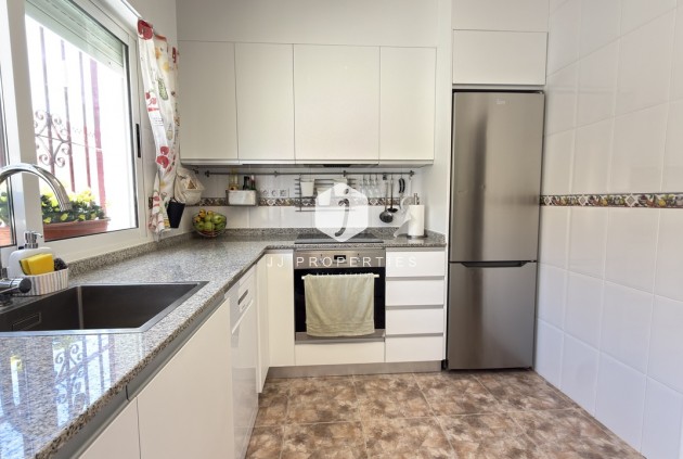 Resale - Chalet -
La Zenia - Costa Blanca