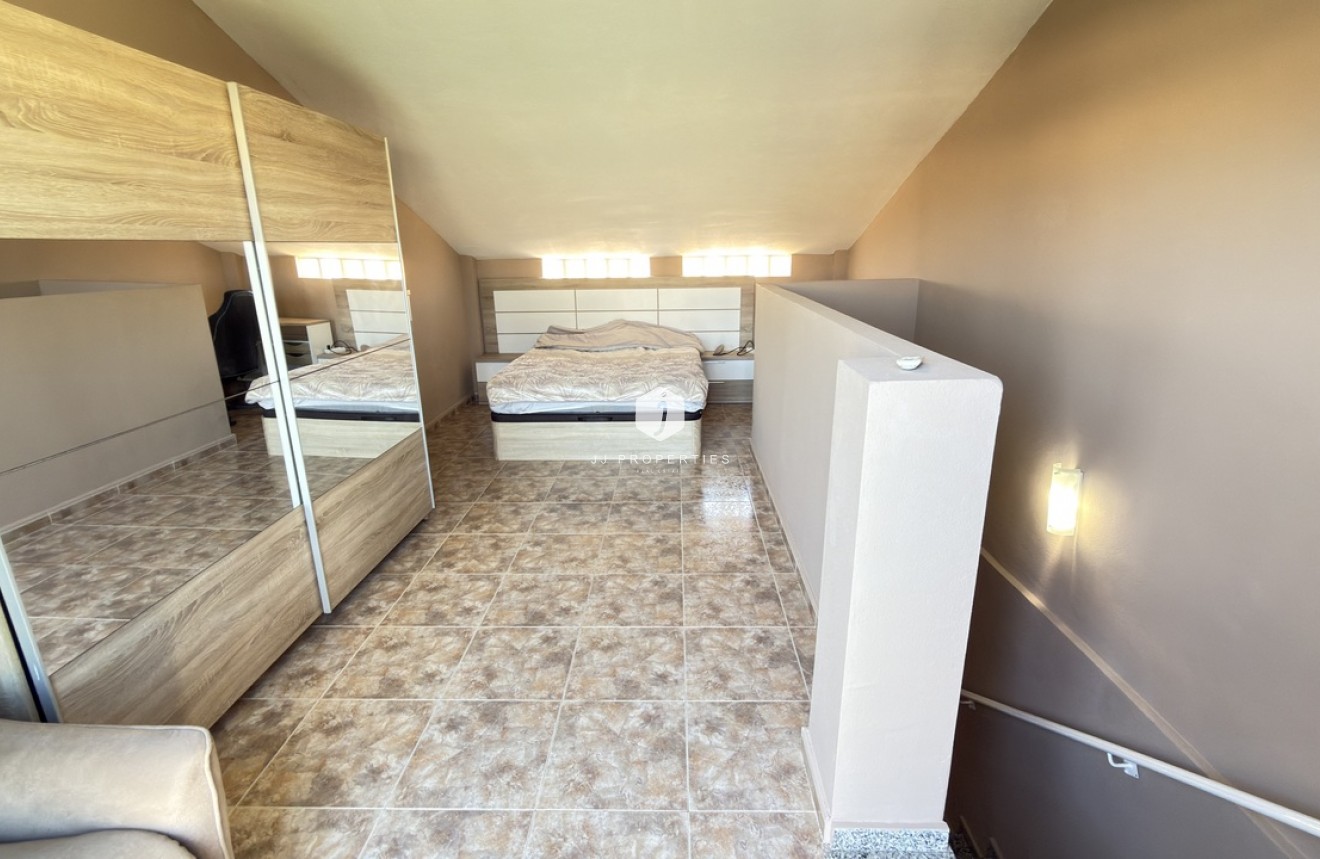 Resale - Chalet -
La Zenia - Costa Blanca