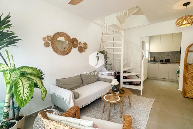 Resale - Bungalow -
Orihuela Costa - Costa Blanca