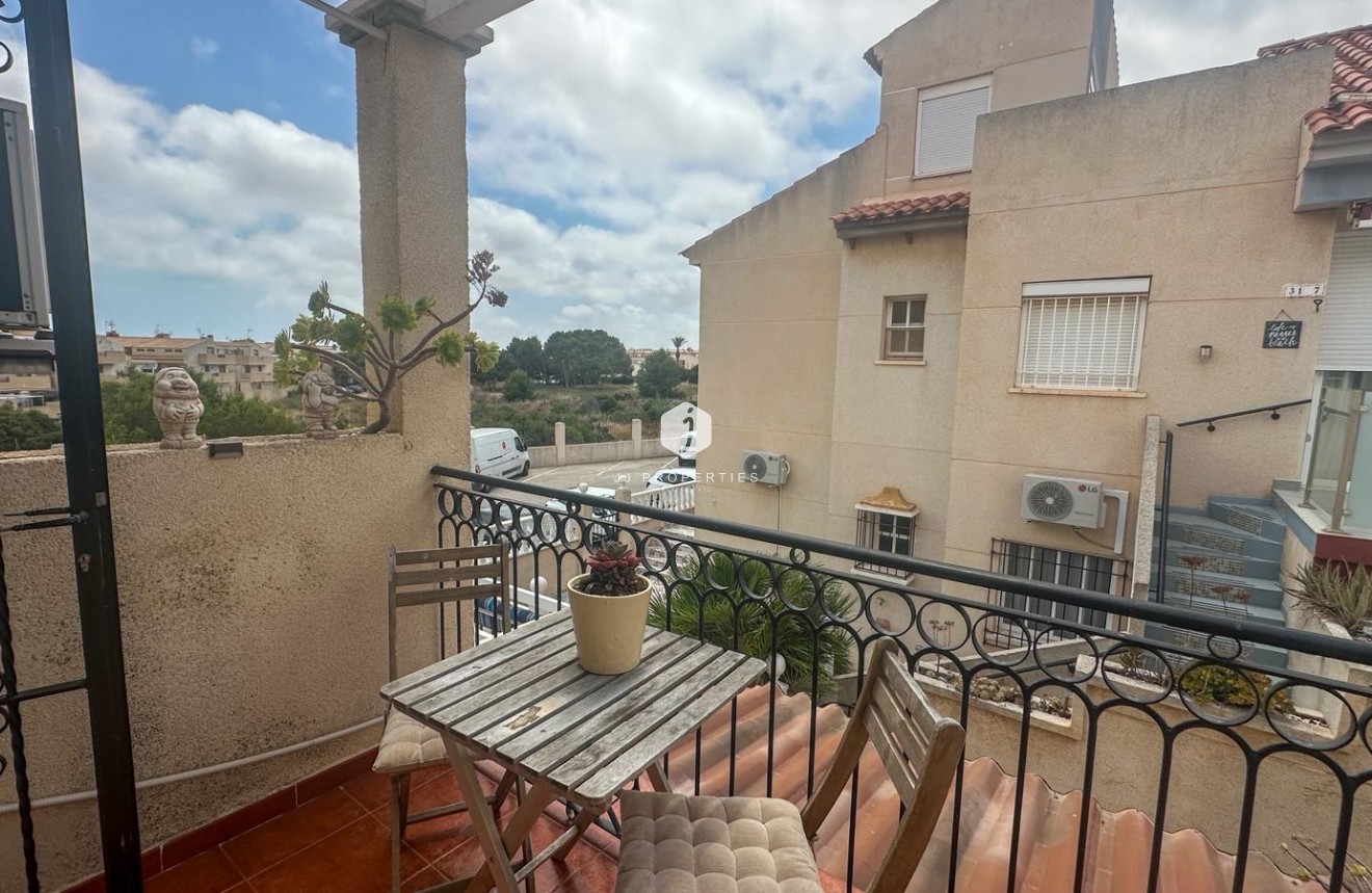 Segunda mano - Apartamento / piso -
Orihuela Costa - Costa Blanca