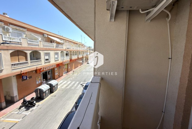 Tweedehands - Appartement / flat -
Torrevieja - Centro