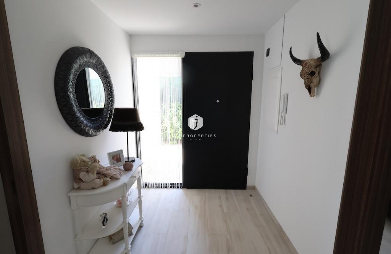 Resale - Villa -
Algorfa - Inland