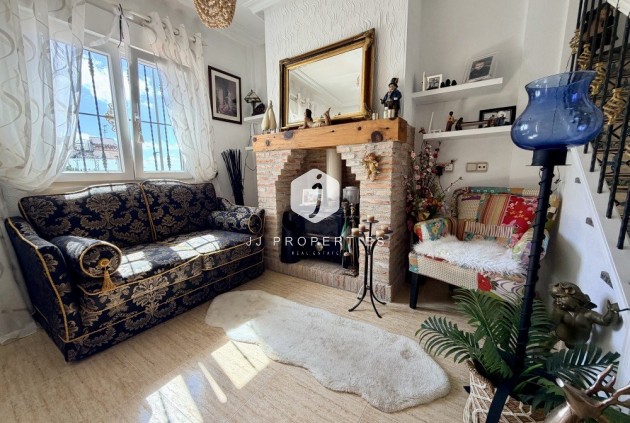Resale - Chalet -
Orihuela Costa - Costa Blanca