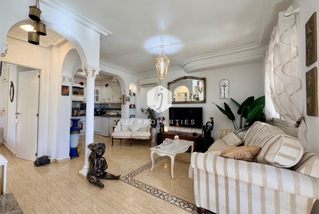 Resale - Chalet -
Orihuela Costa - Costa Blanca