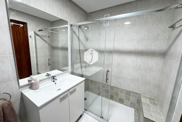 Segunda mano - Apartamento / piso -
San Miguel de Salinas - Inland