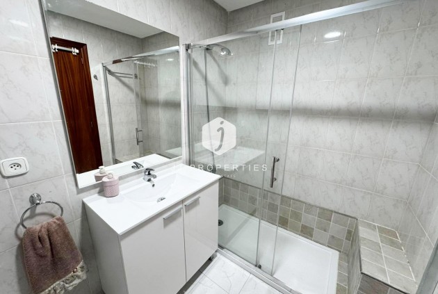 Segunda mano - Apartamento / piso -
San Miguel de Salinas - Inland