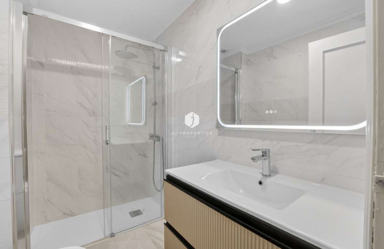Aus zweiter Hand - Wohnung -
Torrevieja - Costa Blanca