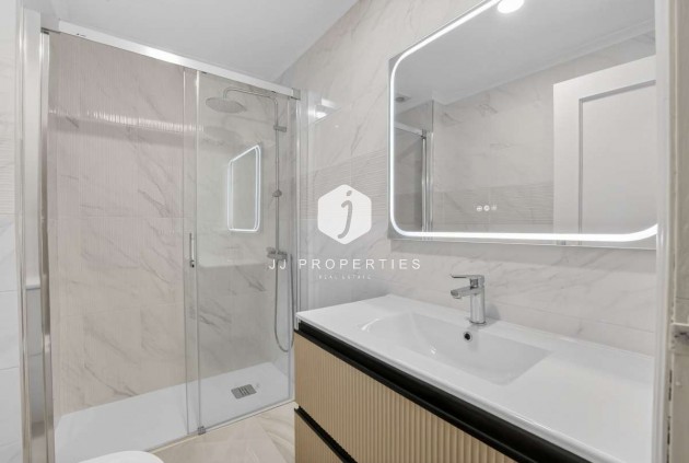 Aus zweiter Hand - Wohnung -
Torrevieja - Costa Blanca