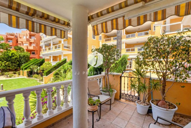Resale - Apartment / flat -
Cabo Roig - Costa Blanca