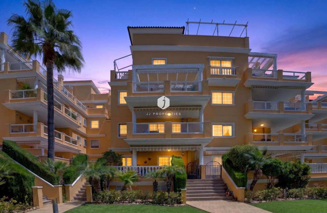 Resale - Apartment / flat -
Cabo Roig - Costa Blanca