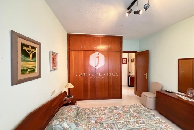 D'occasion - Appartement -
Torrevieja - Playa del Cura