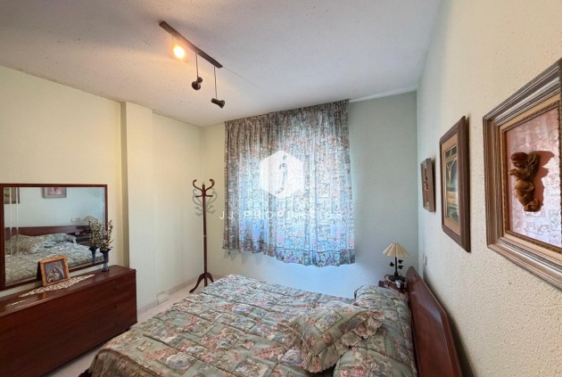 D'occasion - Appartement -
Torrevieja - Playa del Cura