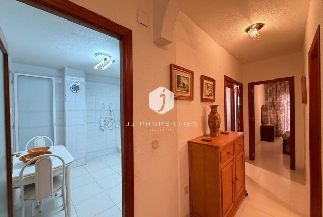 D'occasion - Appartement -
Torrevieja - Playa del Cura