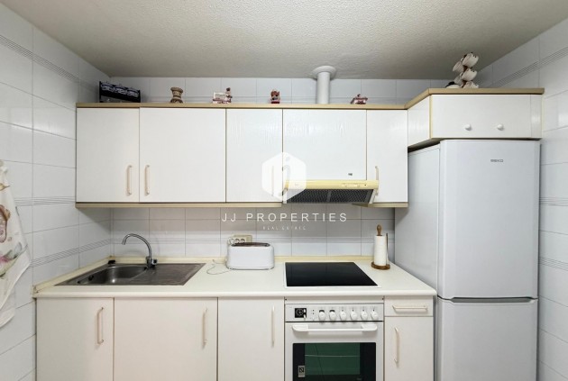 D'occasion - Appartement -
Torrevieja - Playa del Cura
