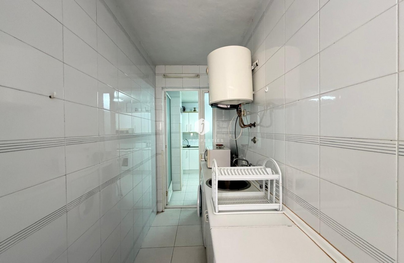 D'occasion - Appartement -
Torrevieja - Playa del Cura