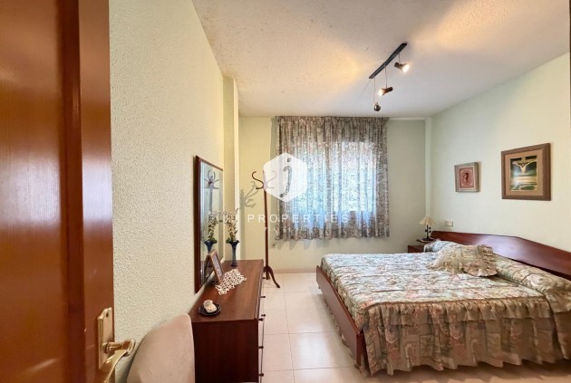 D'occasion - Appartement -
Torrevieja - Playa del Cura