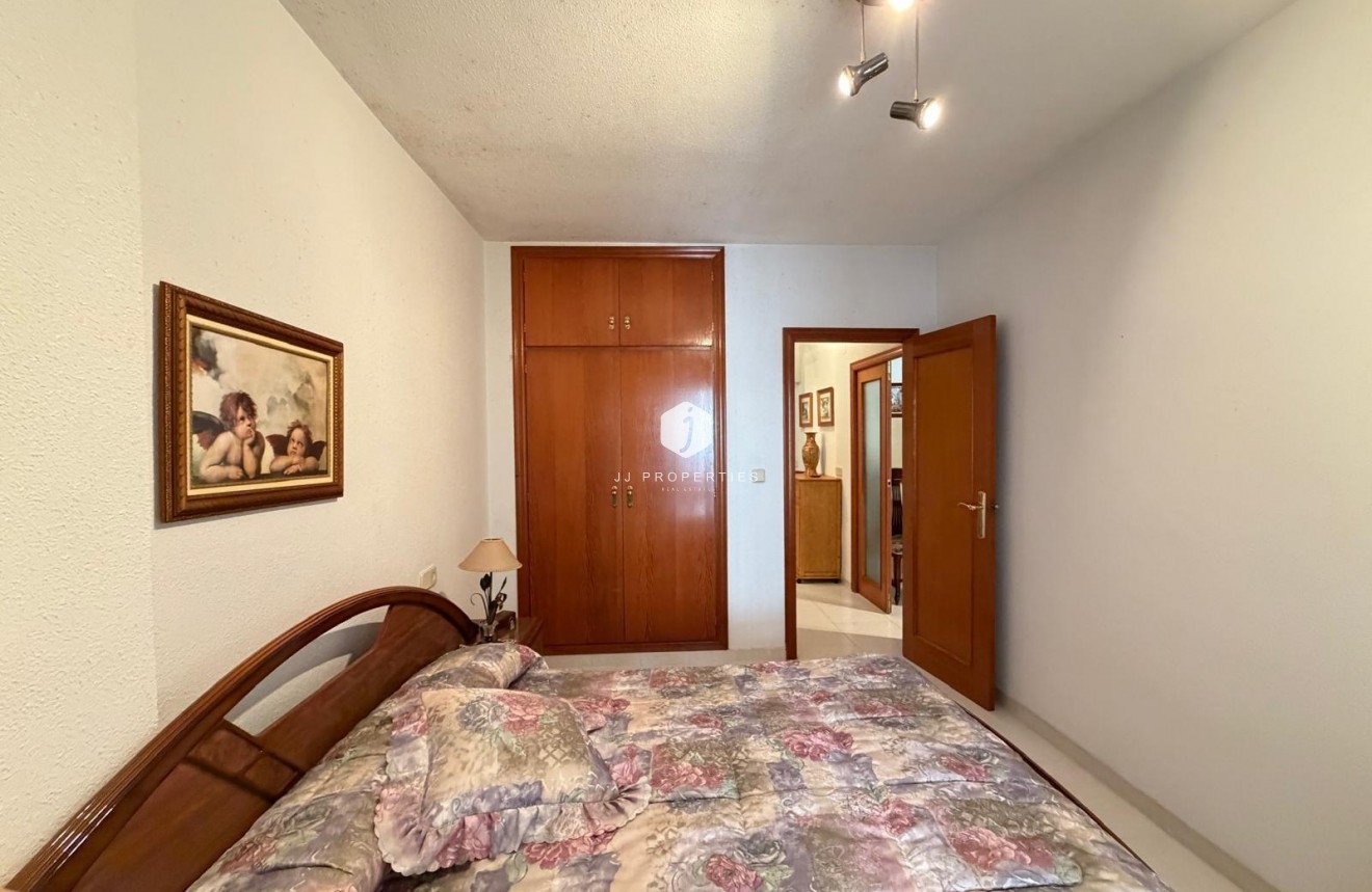 D'occasion - Appartement -
Torrevieja - Playa del Cura