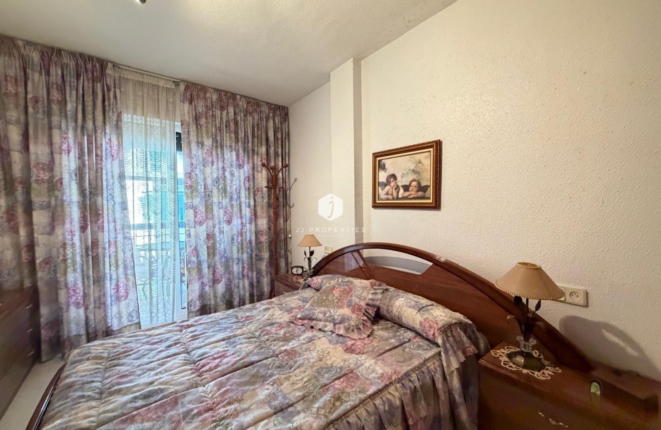D'occasion - Appartement -
Torrevieja - Playa del Cura