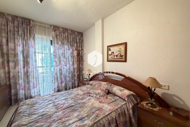 D'occasion - Appartement -
Torrevieja - Playa del Cura