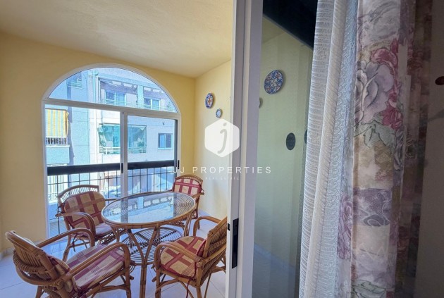 D'occasion - Appartement -
Torrevieja - Playa del Cura