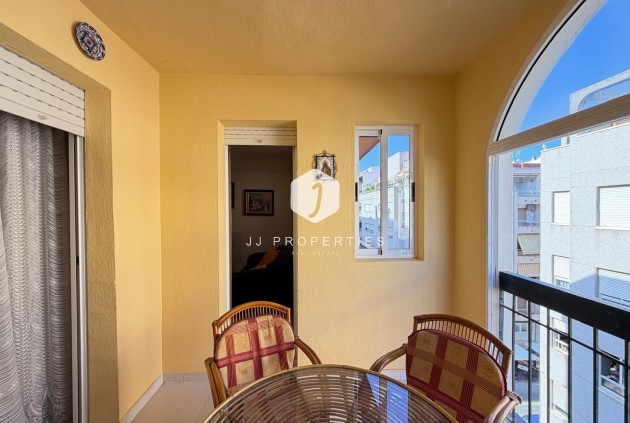 D'occasion - Appartement -
Torrevieja - Playa del Cura