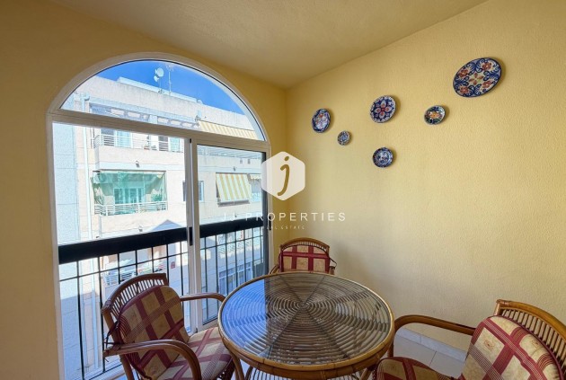 D'occasion - Appartement -
Torrevieja - Playa del Cura