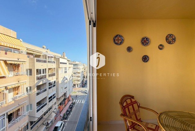 D'occasion - Appartement -
Torrevieja - Playa del Cura