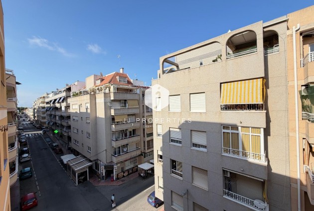 D'occasion - Appartement -
Torrevieja - Playa del Cura