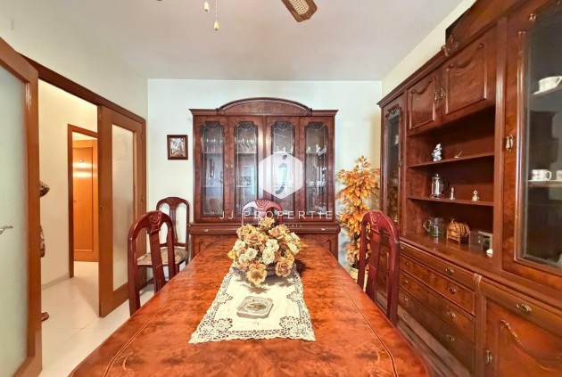D'occasion - Appartement -
Torrevieja - Playa del Cura