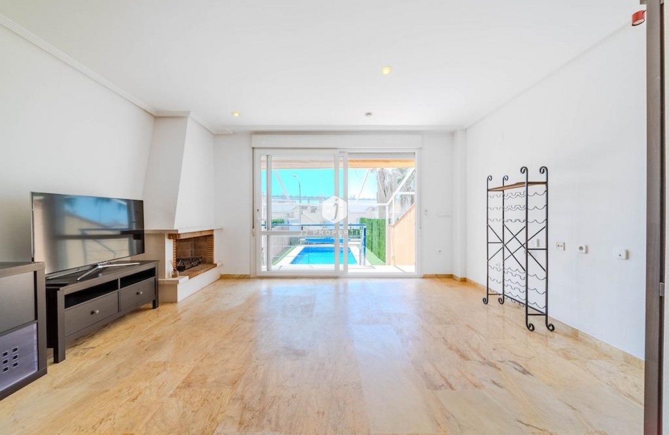 Segunda mano - Chalet -
Orihuela Costa - Costa Blanca