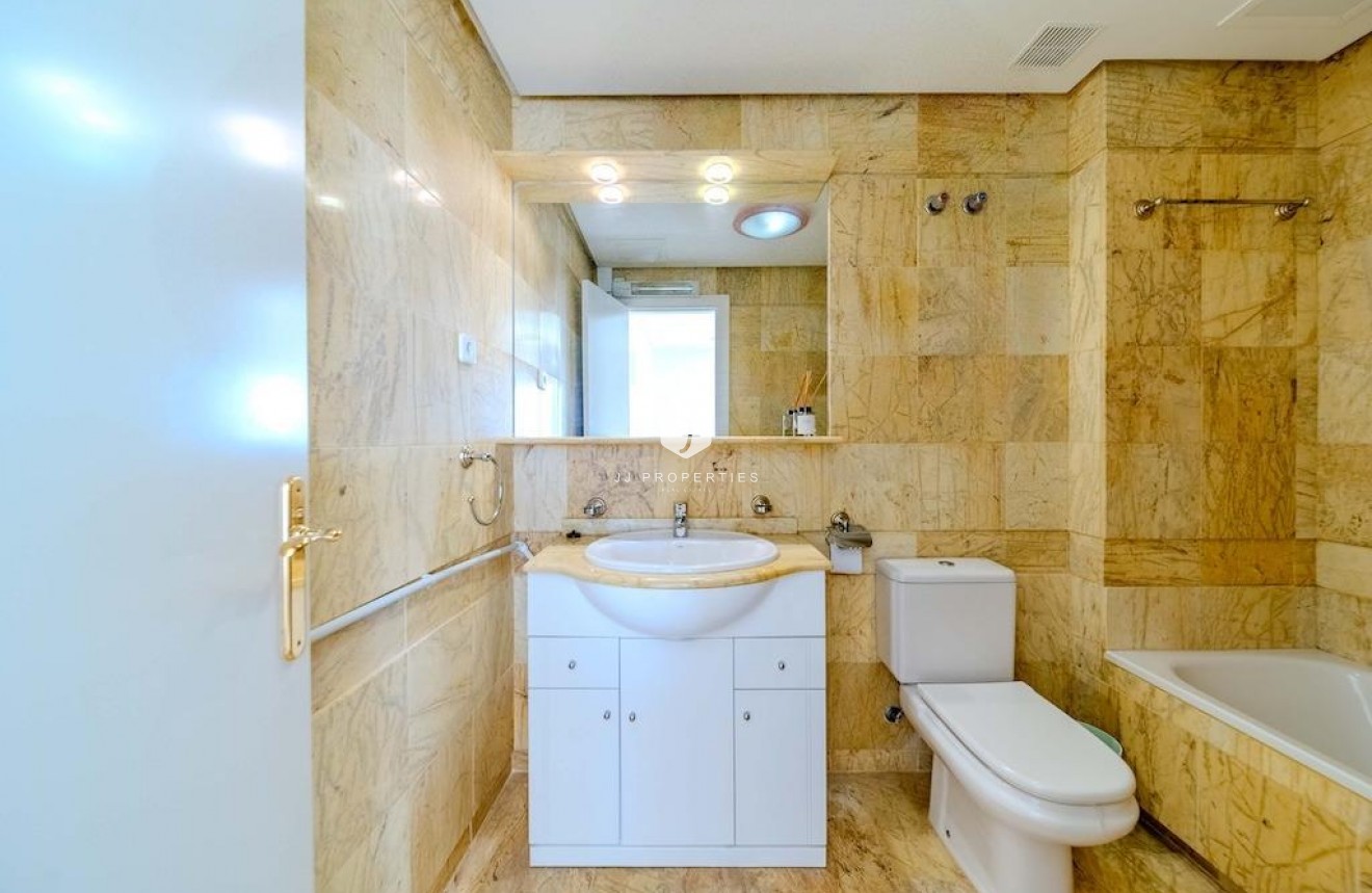 Segunda mano - Chalet -
Orihuela Costa - Costa Blanca