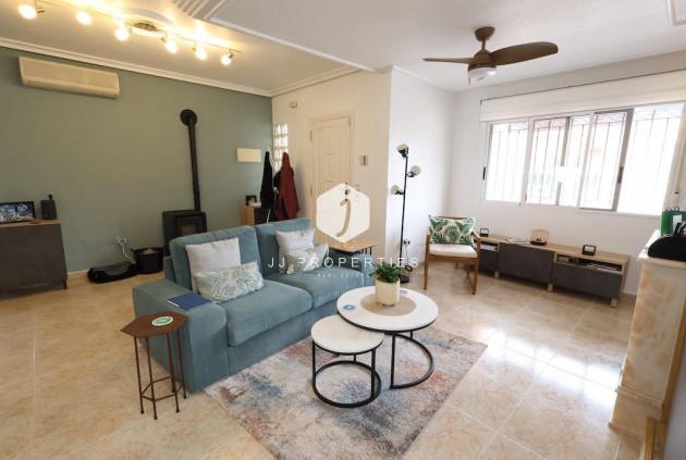 D'occasion - Villa -
San Miguel de Salinas - Inland