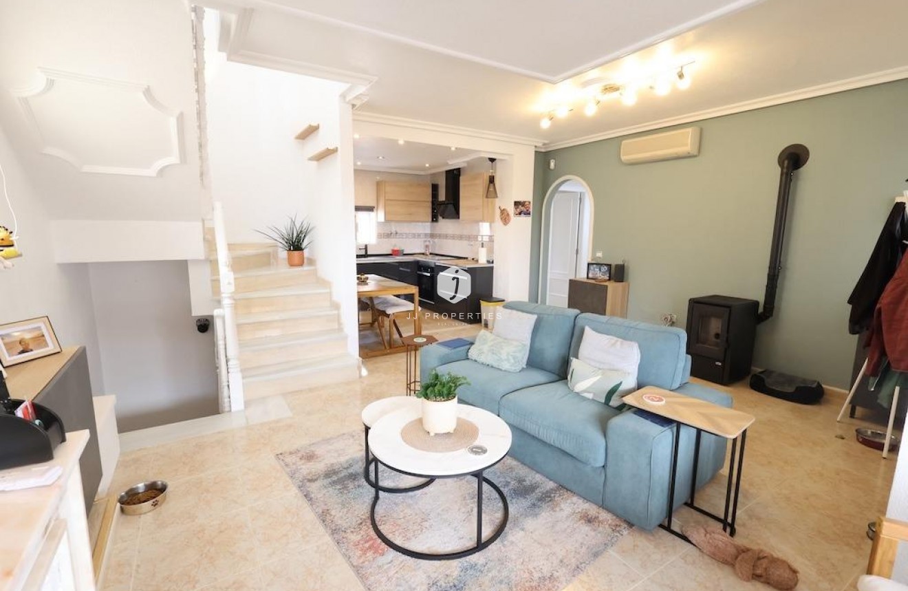 D'occasion - Villa -
San Miguel de Salinas - Inland