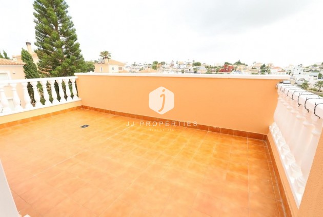 D'occasion - Villa -
San Miguel de Salinas - Inland