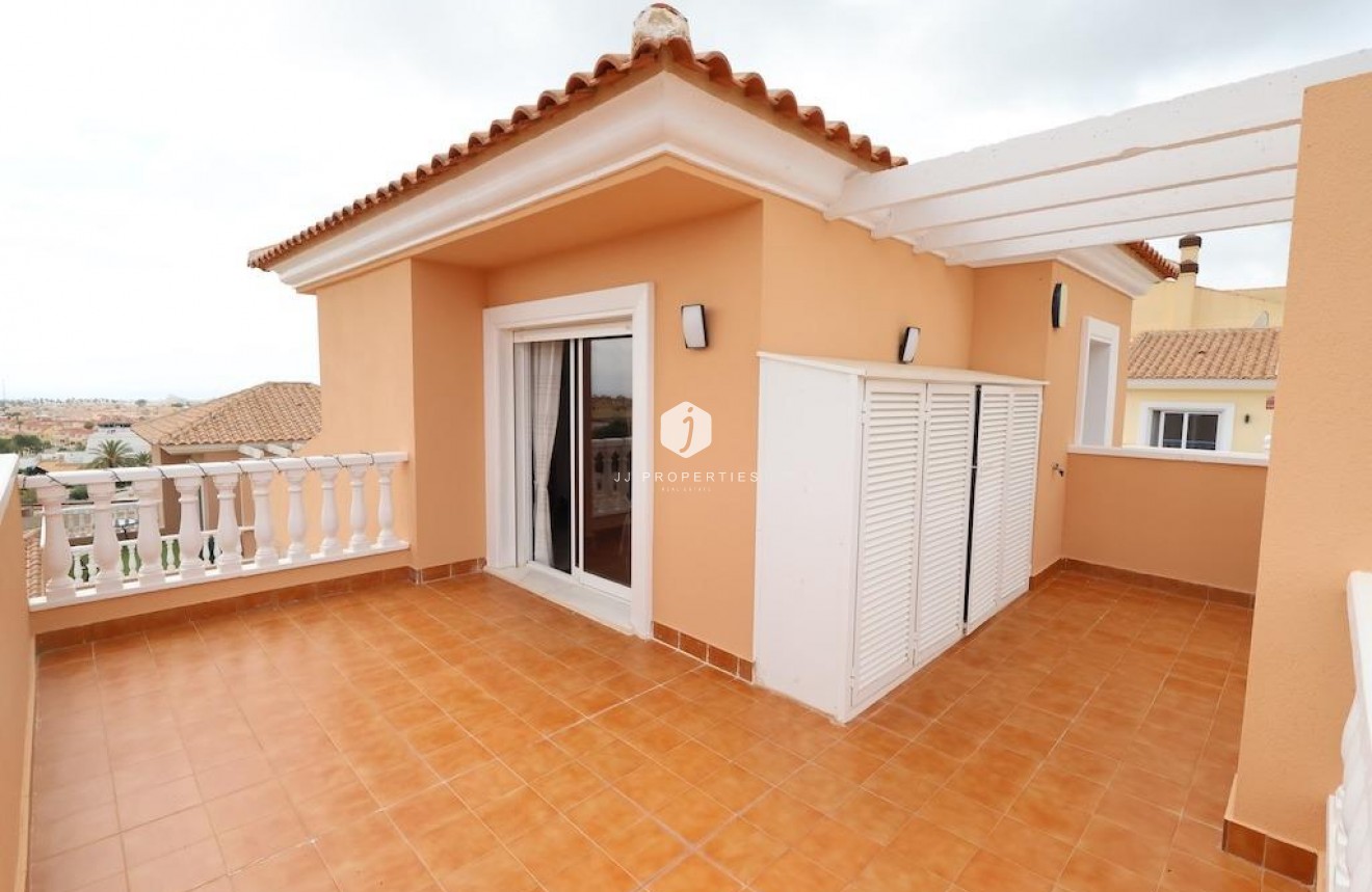 D'occasion - Villa -
San Miguel de Salinas - Inland