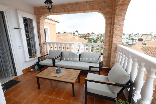 D'occasion - Villa -
San Miguel de Salinas - Inland