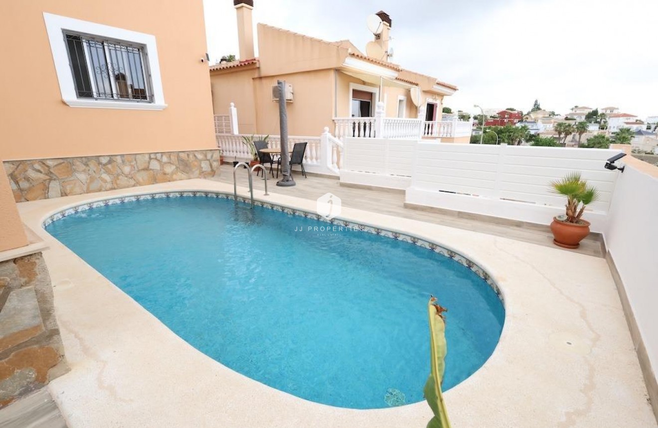 D'occasion - Villa -
San Miguel de Salinas - Inland