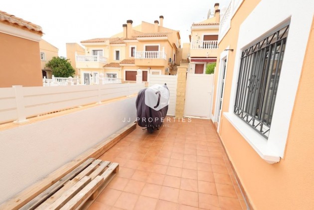 D'occasion - Villa -
San Miguel de Salinas - Inland