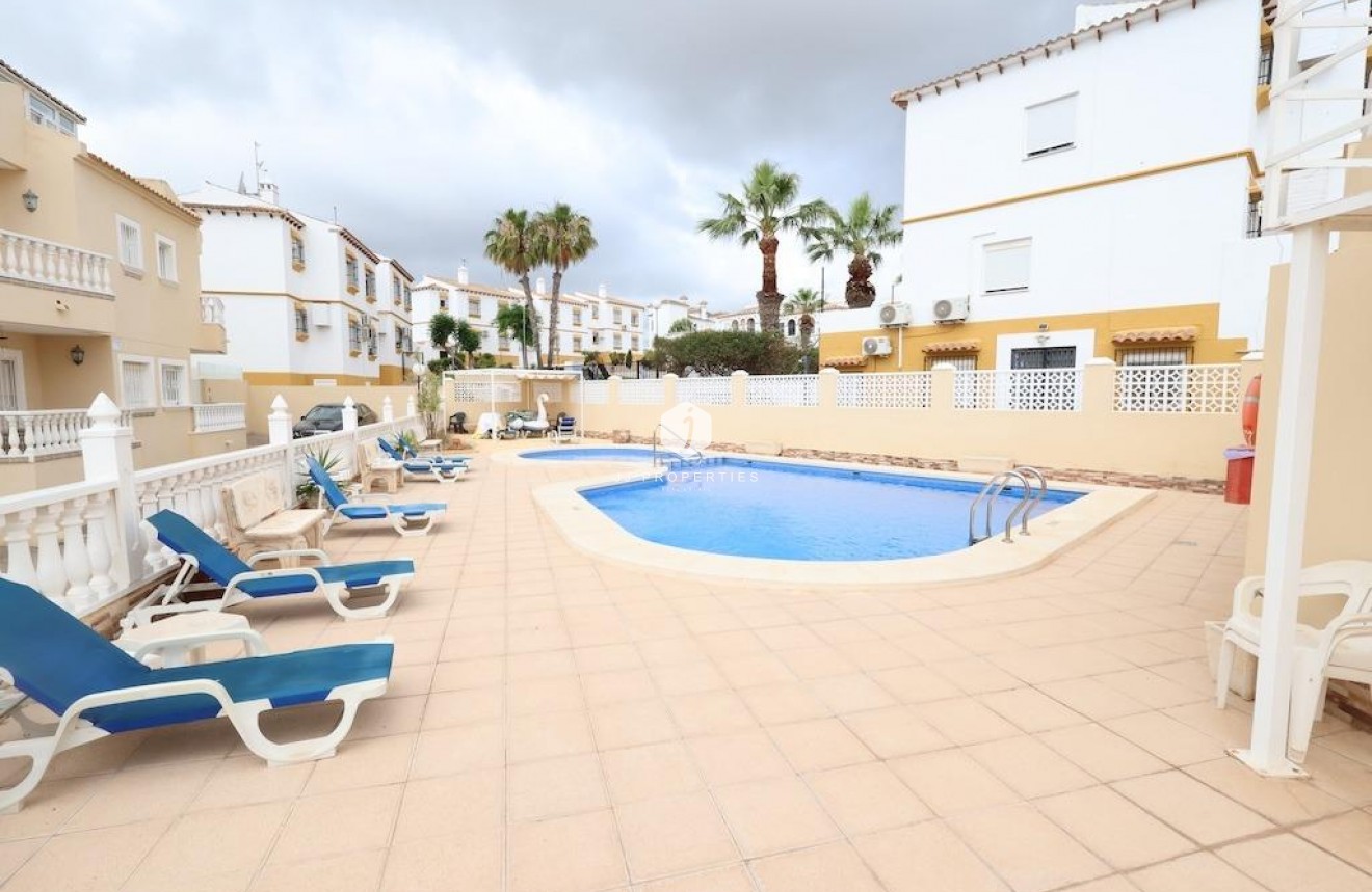 D'occasion - Villa -
San Miguel de Salinas - Inland