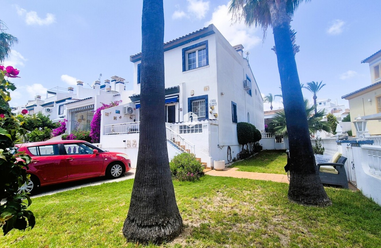 Resale - Chalet -
Los Dolses - Inland