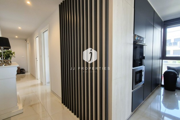 Segunda mano - Apartamento / piso -
Playa Flamenca - Costa Blanca