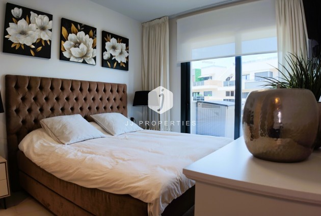 Segunda mano - Apartamento / piso -
Playa Flamenca - Costa Blanca