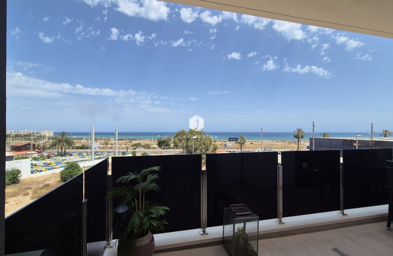 Segunda mano - Apartamento / piso -
Playa Flamenca - Costa Blanca