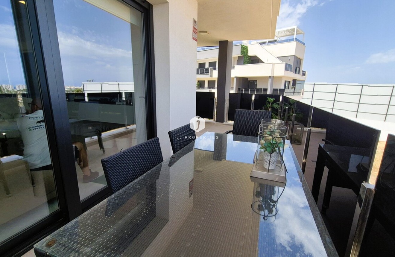 Segunda mano - Apartamento / piso -
Playa Flamenca - Costa Blanca