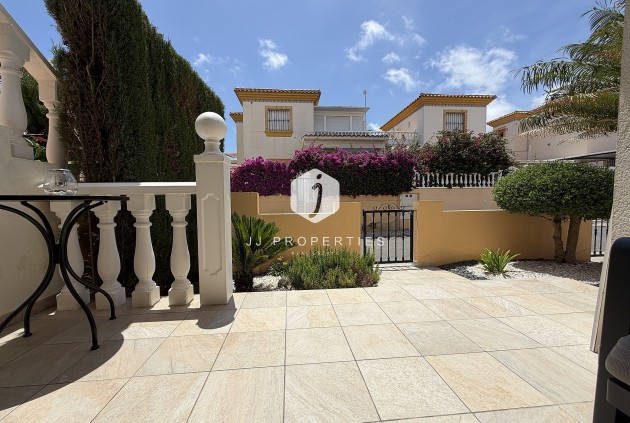 Z drugiej ręki - Mieszkanie w bloku -
Orihuela Costa - Costa Blanca