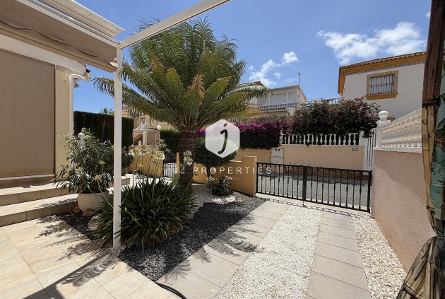 Resale - Apartment / flat -
Orihuela Costa - Costa Blanca