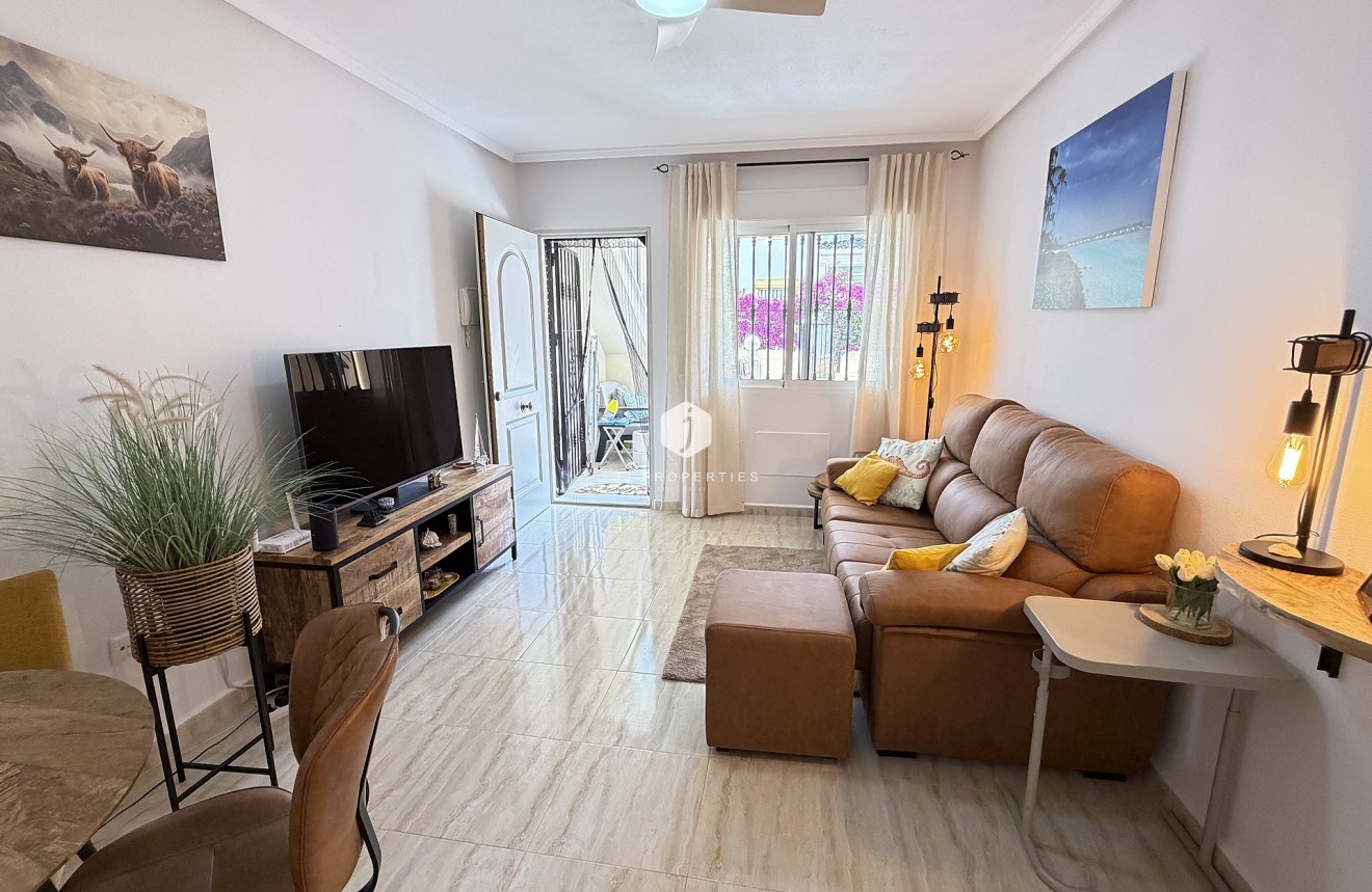 Resale - Apartment / flat -
Orihuela Costa - Costa Blanca