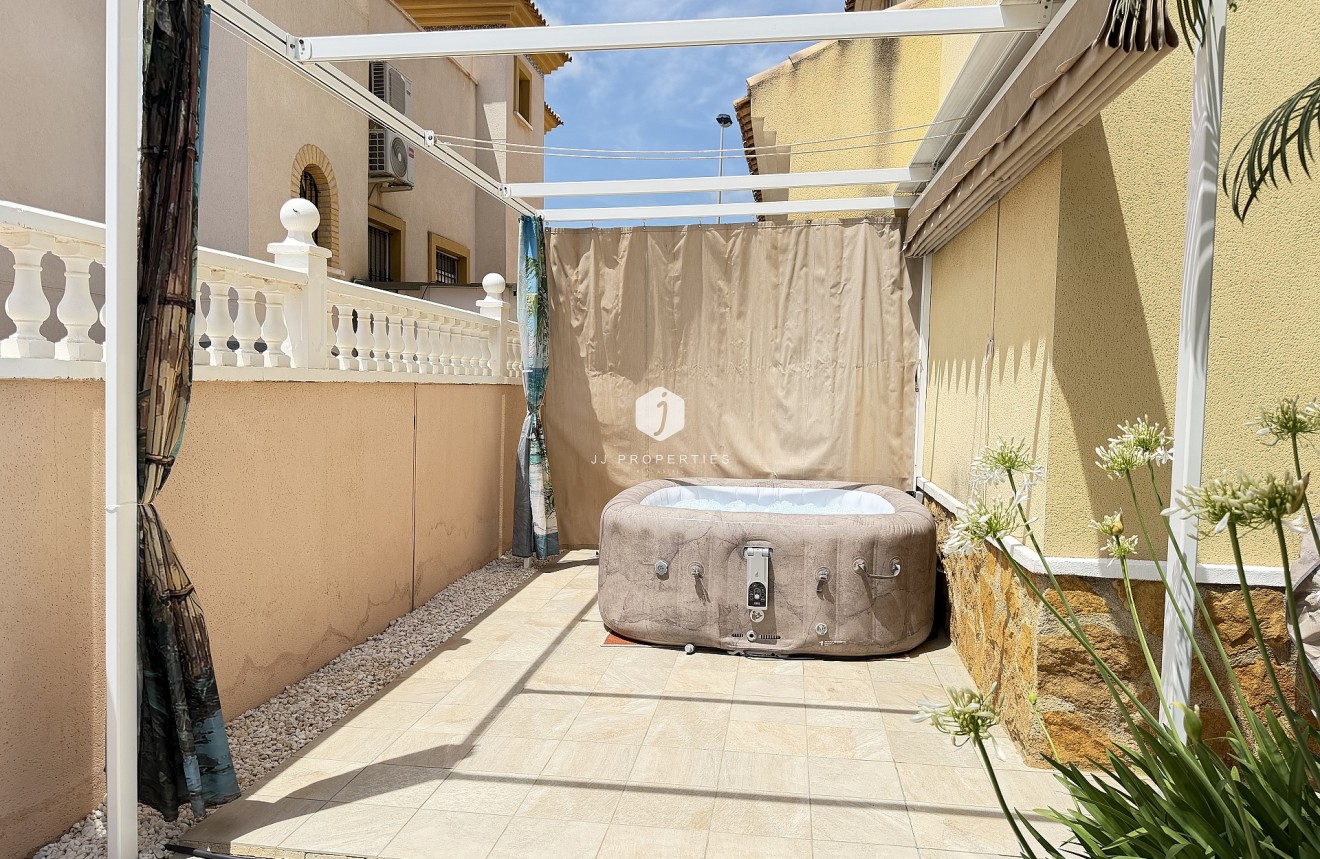 Resale - Apartment / flat -
Orihuela Costa - Costa Blanca