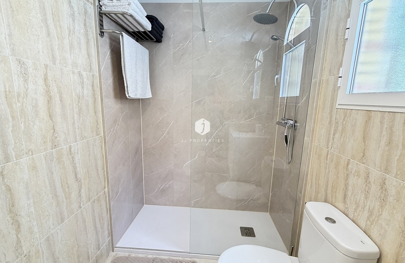 Resale - Apartment / flat -
Orihuela Costa - Costa Blanca