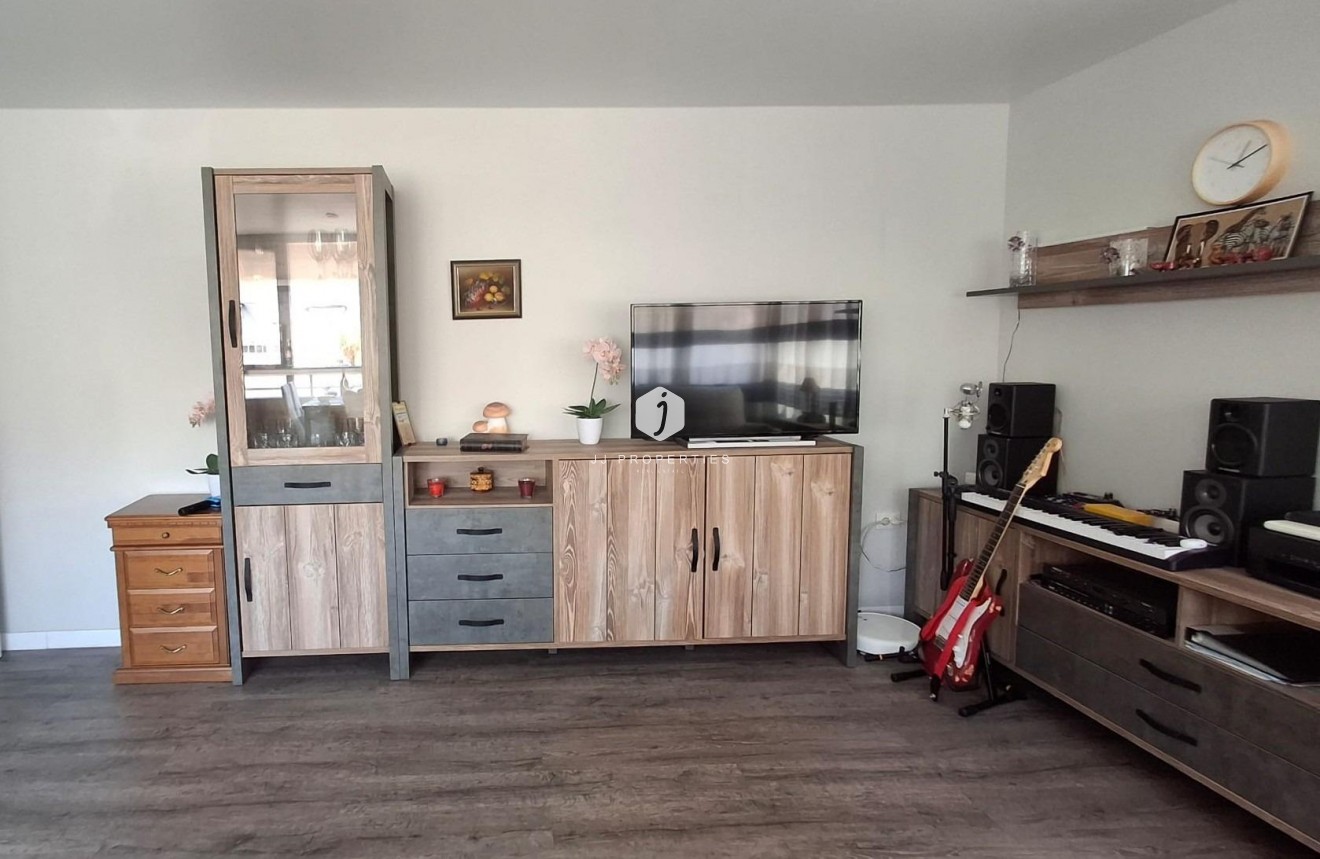 D'occasion - Appartement -
Torrevieja - Centro